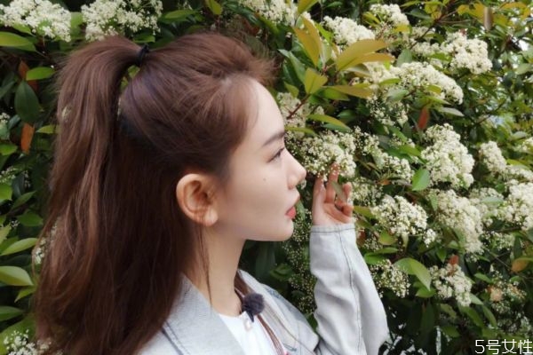 打薄頭發(fā)的好處有什么 為什么要打薄頭發(fā) 打薄頭發(fā)的好處有什么 為什么要打薄頭發(fā)