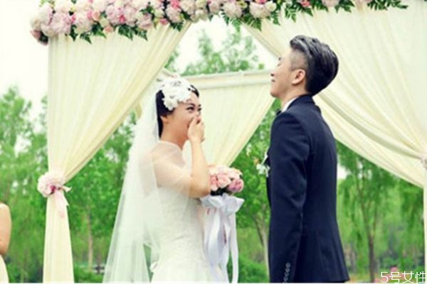 分居多久可以自動解除婚姻關(guān)系 分居多久可以離婚 分居多久可以自動解除婚姻關(guān)系 分居多久可以離婚