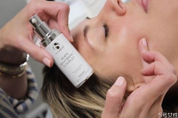 角鯊烷的護膚作用有什么 什么是角鯊烷的護膚作用 角鯊烷的護膚作用有什么 什么是角鯊烷的護膚作用