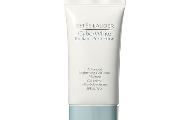 雅詩蘭黛密集煥白粉底凝霜介紹 雅詩蘭黛密集煥白粉底凝霜厚重嗎 雅詩蘭黛密集煥白粉底凝霜介紹 雅詩蘭黛密集煥白粉底凝霜厚重嗎