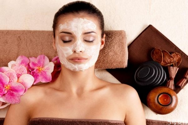 中性皮膚用什么自制面膜 中性皮膚面膜推薦 中性皮膚用什么自制面膜 中性皮膚面膜推薦