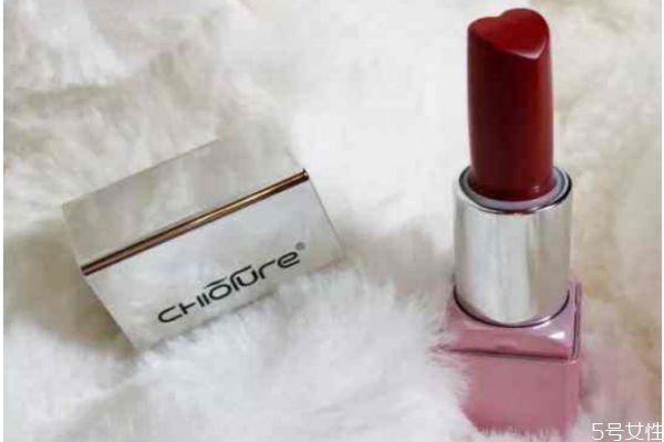 稚優(yōu)泉的口紅有什么特點(diǎn) 哪些特點(diǎn)是稚優(yōu)泉口紅的 稚優(yōu)泉的口紅有什么特點(diǎn) 哪些特點(diǎn)是稚優(yōu)泉口紅的