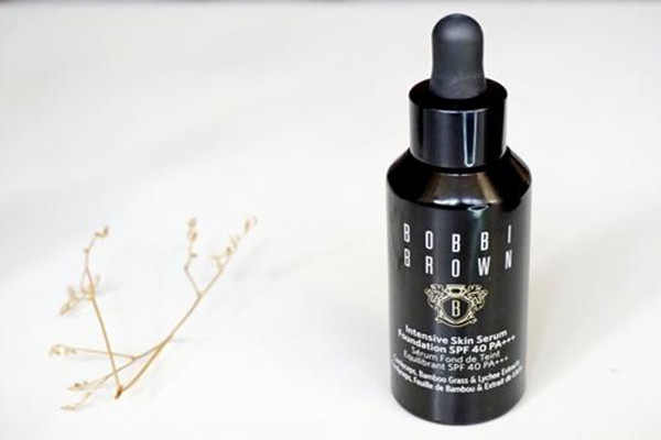 養(yǎng)膚型粉底液有哪些 養(yǎng)膚型粉底液推薦 養(yǎng)膚型粉底液有哪些 養(yǎng)膚型粉底液推薦