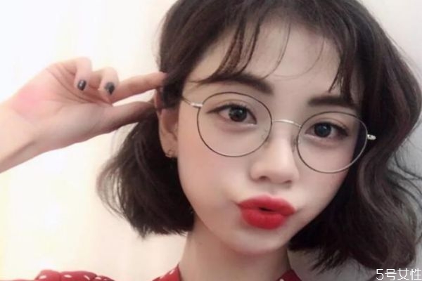 黃皮膚染什么顏色頭發(fā) 皮膚黃適合染什么發(fā)色 黃皮膚染什么顏色頭發(fā) 皮膚黃適合染什么發(fā)色