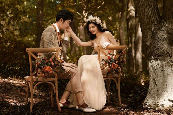 二婚男人經(jīng)濟(jì)條件差能嫁嗎 二婚男人經(jīng)濟(jì)上不愿付出值得嫁嗎 二婚男人經(jīng)濟(jì)條件差能嫁嗎 二婚男人經(jīng)濟(jì)上不愿付出值得嫁嗎