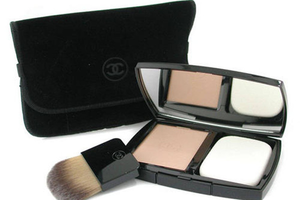 香奈兒青春彩柔潤粉餅好用嗎 香奈兒青春彩柔潤粉餅怎么樣 香奈兒青春彩柔潤粉餅好用嗎 香奈兒青春彩柔潤粉餅怎么樣