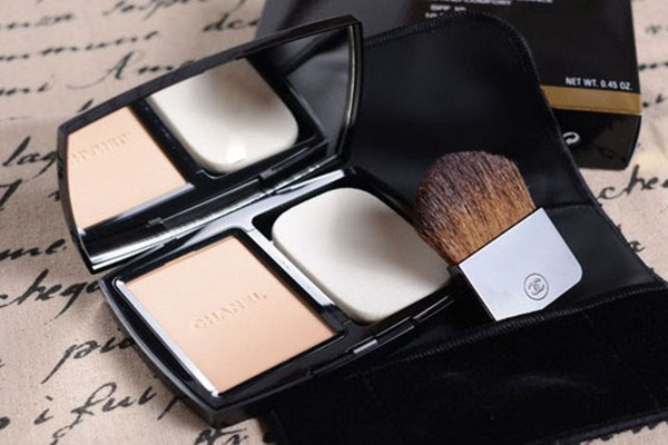 香奈兒青春彩柔潤(rùn)粉餅好用嗎 香奈兒青春彩柔潤(rùn)粉餅怎么樣 香奈兒青春彩柔潤(rùn)粉餅好用嗎 香奈兒青春彩柔潤(rùn)粉餅怎么樣