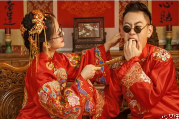 老婆出軌了丈夫應(yīng)該怎么辦 接受不了老婆出軌怎么辦 老婆出軌了丈夫應(yīng)該怎么辦 接受不了老婆出軌怎么辦