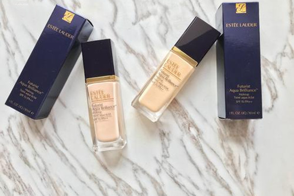 雅詩蘭黛新沁水粉底液介紹 雅詩蘭黛新沁水粉底液怎樣辨別真假 雅詩蘭黛新沁水粉底液介紹 雅詩蘭黛新沁水粉底液怎樣辨別真假