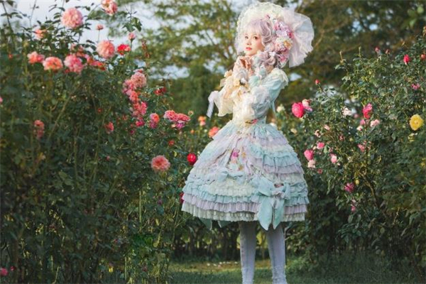 洛麗塔可以配絲襪嗎 洛麗塔配什么襪子好看 洛麗塔可以配絲襪嗎 洛麗塔配什么襪子好看