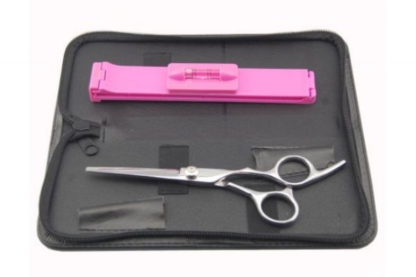 劉海神器怎么用 剪劉海神器的使用方法 劉海神器怎么用 剪劉海神器的使用方法