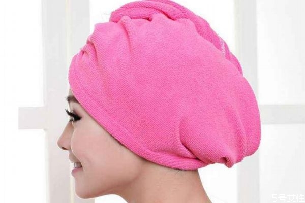 干發(fā)帽一般多久能干 干發(fā)帽要怎么戴 干發(fā)帽一般多久能干 干發(fā)帽要怎么戴