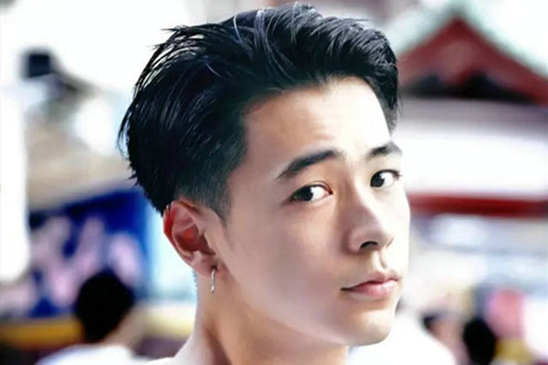 女生會(huì)拉黑喜歡的人嗎 女生拉黑喜歡的人的原因 女生會(huì)拉黑喜歡的人嗎 女生拉黑喜歡的人的原因