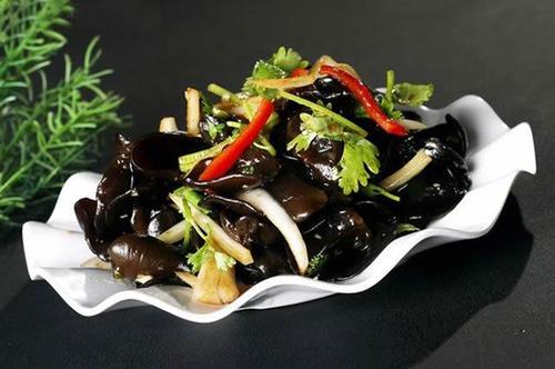 涼拌木耳怎么做好吃 涼拌木耳的做法 涼拌木耳怎么做好吃 涼拌木耳的做法