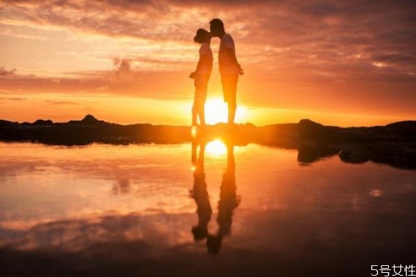 遇到真愛是什么感覺 這幾種感覺說明你遇上了對的人 遇到真愛是什么感覺 這幾種感覺說明你遇上了對的人