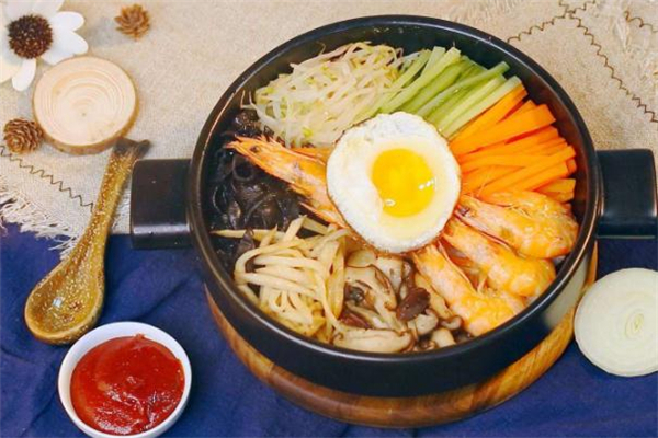 石鍋拌飯可以用甜面醬嗎 石鍋拌飯可以用蒜蓉辣醬嗎 石鍋拌飯可以用甜面醬嗎 石鍋拌飯可以用蒜蓉辣醬嗎