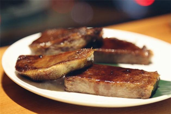 醬牛舌的做法 醬牛舌容易發(fā)胖嗎 醬牛舌的做法 醬牛舌容易發(fā)胖嗎