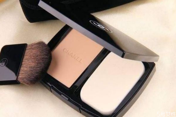 粉餅開封多久后不能用 有哪些好用的粉餅推薦 粉餅開封多久后不能用 有哪些好用的粉餅推薦