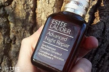 雅詩蘭黛小棕瓶精華真假辨別 8張圖輕松認出假貨 雅詩蘭黛小棕瓶精華真假辨別 8張圖輕松認出假貨