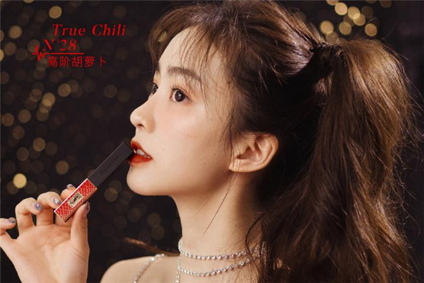 ysl小金條28試色 ysl小金條28號(hào)色是什么顏色 ysl小金條28試色 ysl小金條28號(hào)色是什么顏色