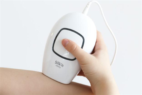 用完脫毛儀可以用身體乳嗎 用完脫毛儀可以洗澡嗎 用完脫毛儀可以用身體乳嗎 用完脫毛儀可以洗澡嗎