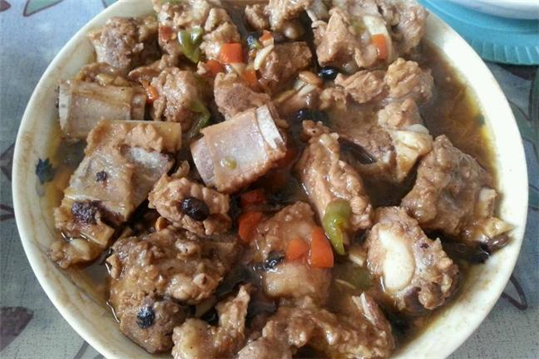 豆汁排骨的做法 豆汁排骨用什么排骨最好 豆汁排骨的做法 豆汁排骨用什么排骨最好