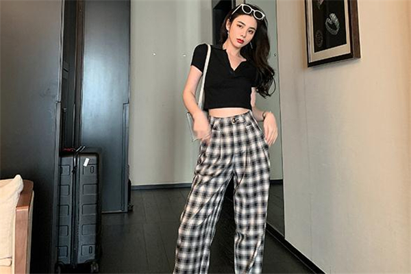 沙漏型身材能穿闊腿褲嗎 沙漏型身材能穿運動褲嗎 沙漏型身材能穿闊腿褲嗎 沙漏型身材能穿運動褲嗎