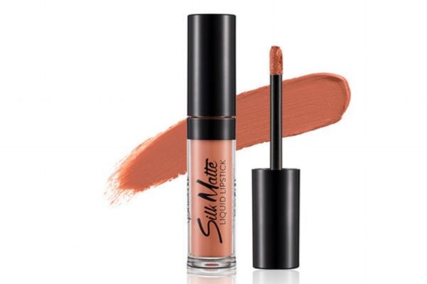 唇釉和口紅哪個危害大 唇釉相比于口紅有什么優(yōu)勢 唇釉和口紅哪個危害大 唇釉相比于口紅有什么優(yōu)勢