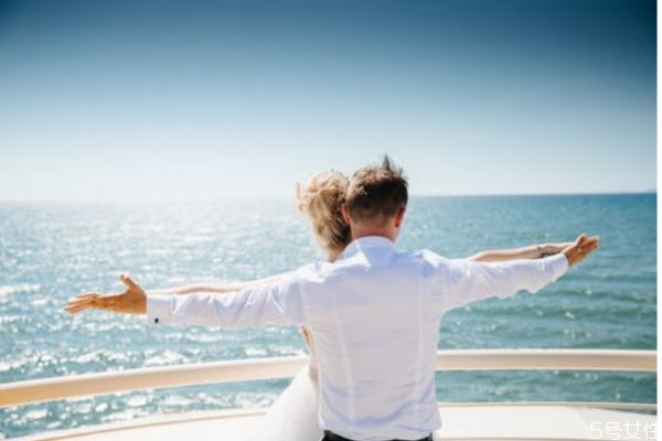 夫妻相處的十個原則 夫妻之間最重要的底線 夫妻相處的十個原則 夫妻之間最重要的底線