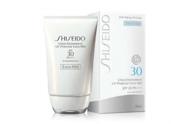 夏天化妝怎么擦防曬霜 夏天眼睛也要防曬嗎 夏天化妝怎么擦防曬霜 夏天眼睛也要防曬嗎