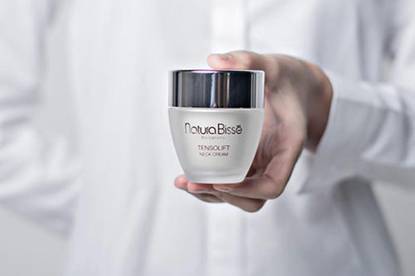 悅碧施頸霜哪個(gè)國家的 悅碧施頸霜好用嗎 悅碧施頸霜哪個(gè)國家的 悅碧施頸霜好用嗎