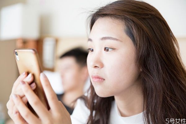 夫妻冷戰(zhàn)多久可以離婚 這4種表現(xiàn)離婚就不遠了 夫妻冷戰(zhàn)多久可以離婚 這4種表現(xiàn)離婚就不遠了