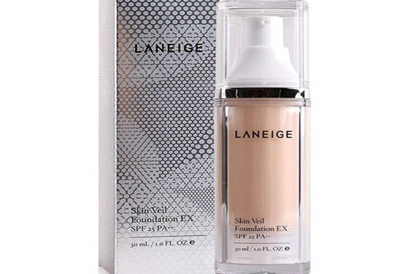 蘭芝自然真彩粉底液介紹 蘭芝自然真彩粉底液有幾個色號 蘭芝自然真彩粉底液介紹 蘭芝自然真彩粉底液有幾個色號