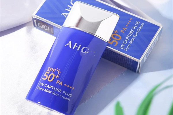 ahc防曬霜小藍瓶拔干嗎 ahc防曬霜小藍瓶真假辨別 ahc防曬霜小藍瓶拔干嗎 ahc防曬霜小藍瓶真假辨別