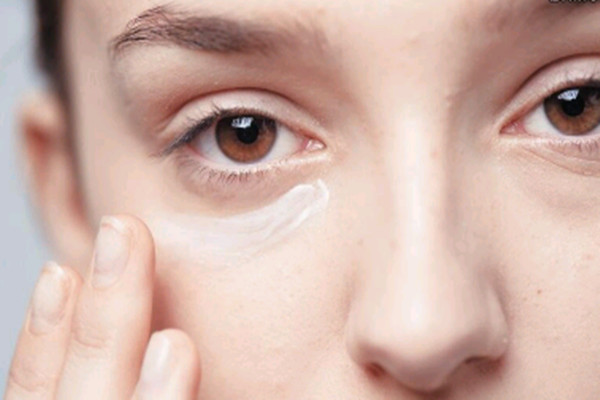 韓式去眼袋的優(yōu)勢 韓式去眼袋會留疤痕嗎 韓式去眼袋的優(yōu)勢 韓式去眼袋會留疤痕嗎