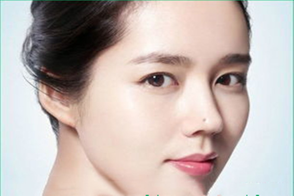 ?無痕去眼袋真的無痕嗎 無痕去眼袋術(shù)前注意事項(xiàng) ? ?無痕去眼袋真的無痕嗎 無痕去眼袋術(shù)前注意事項(xiàng) ?