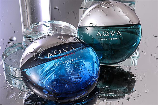 寶格麗香水防偽碼在哪 寶格麗碧藍(lán)香水怎么拆噴頭 寶格麗香水防偽碼在哪 寶格麗碧藍(lán)香水怎么拆噴頭