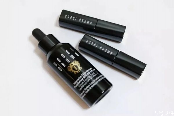 不化妝的人怎么遮瑕 如何遮瑕化妝技巧 不化妝的人怎么遮瑕 如何遮瑕化妝技巧