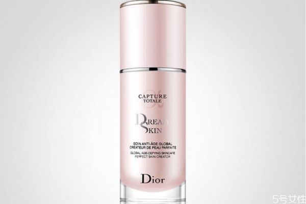 妝前乳可以當(dāng)乳液用嗎 妝前乳選購技巧 妝前乳可以當(dāng)乳液用嗎 妝前乳選購技巧