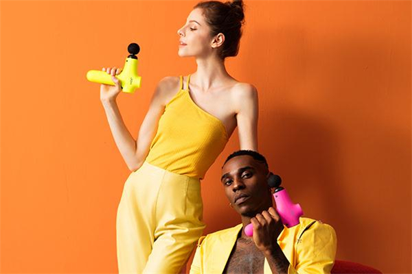 筋膜槍拉伸前用還是拉伸后用 筋膜槍好還是人拉伸好 筋膜槍拉伸前用還是拉伸后用 筋膜槍好還是人拉伸好