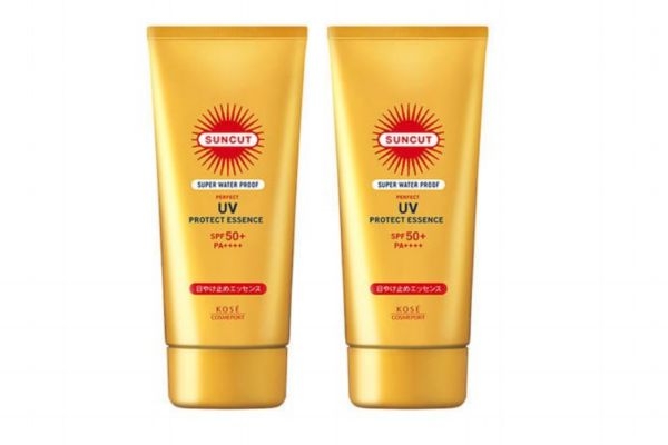 防曬噴霧和防曬霜哪個方便 帶妝怎么補涂防曬霜 防曬噴霧和防曬霜哪個方便 帶妝怎么補涂防曬霜