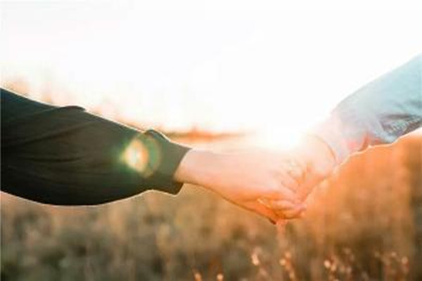 巨蟹男的缺點有哪些 巨蟹男的弱點是什么 巨蟹男的缺點有哪些 巨蟹男的弱點是什么