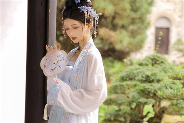 漢服為什么突然火了 漢服為什么那么貴 漢服為什么突然火了 漢服為什么那么貴