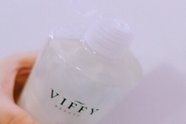 viffy鎏金卸妝水好用嗎 viffy鎏金卸妝水有酒精嗎 viffy鎏金卸妝水好用嗎 viffy鎏金卸妝水有酒精嗎