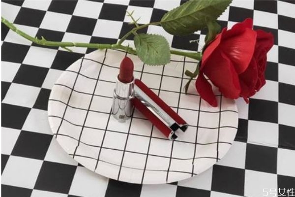 紀梵希n37口紅怎么辨別真假 紀梵希怎么查詢真?zhèn)? alt=