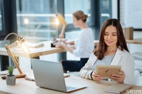 婚外情斷聯多久會復燃 出軌后如何修復夫妻感情 婚外情斷聯多久會復燃 出軌后如何修復夫妻感情