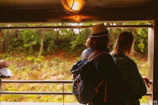 老公生日怎樣給他驚喜 老公生日驚喜浪漫方案 老公生日怎樣給他驚喜 老公生日驚喜浪漫方案