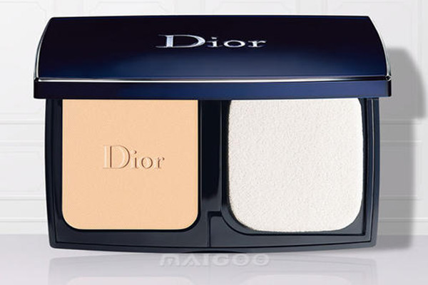 迪奧凝脂恒久粉餅的功效 迪奧凝脂恒久粉餅介紹 迪奧凝脂恒久粉餅的功效 迪奧凝脂恒久粉餅介紹