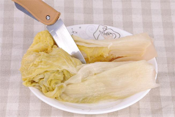 酸菜吃多了有什么危害 酸菜吃多了會(huì)得癌癥嗎 酸菜吃多了有什么危害 酸菜吃多了會(huì)得癌癥嗎