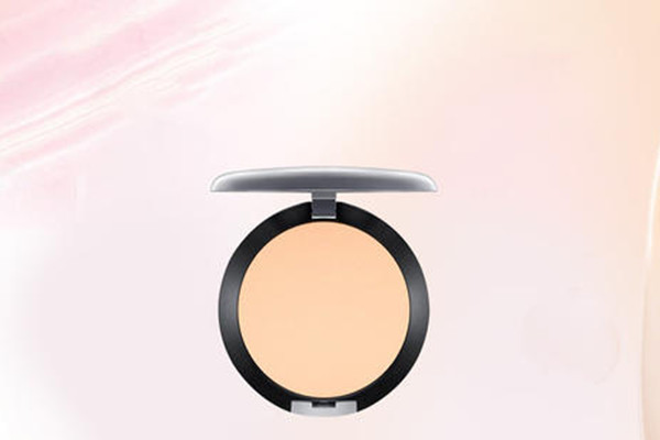 魅可完美煥采潤(rùn)澤粉餅幾款色號(hào)可以選 魅可完美煥采潤(rùn)澤粉餅介紹 魅可完美煥采潤(rùn)澤粉餅幾款色號(hào)可以選 魅可完美煥采潤(rùn)澤粉餅介紹